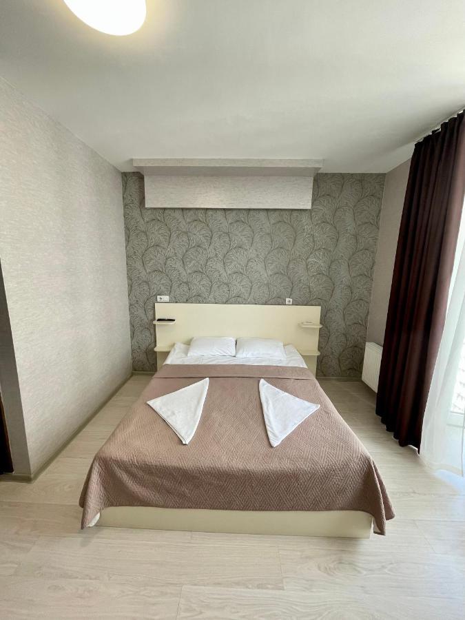 East Residence Kiev Bagian luar foto