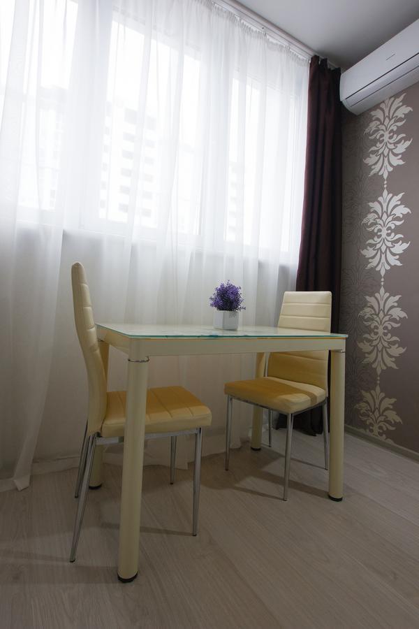 East Residence Kiev Bagian luar foto