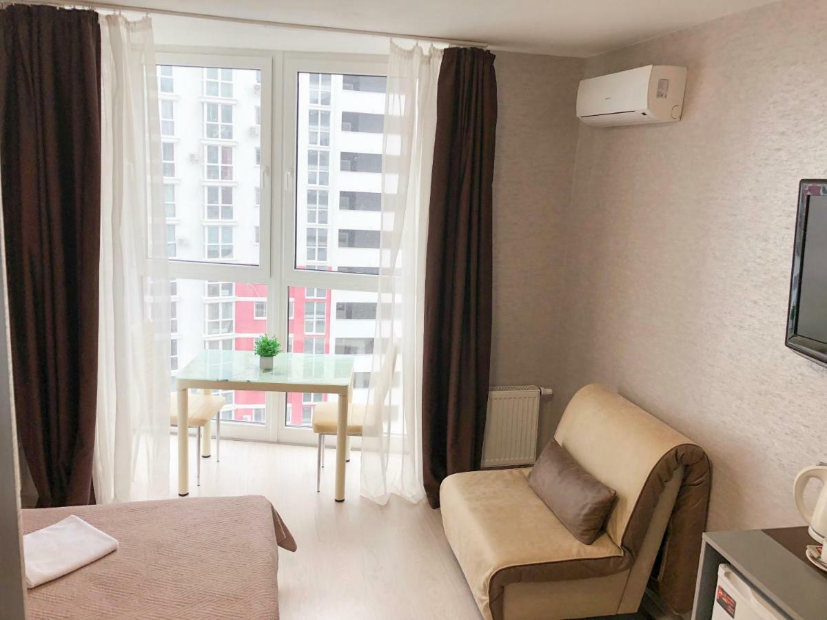 East Residence Kiev Bagian luar foto